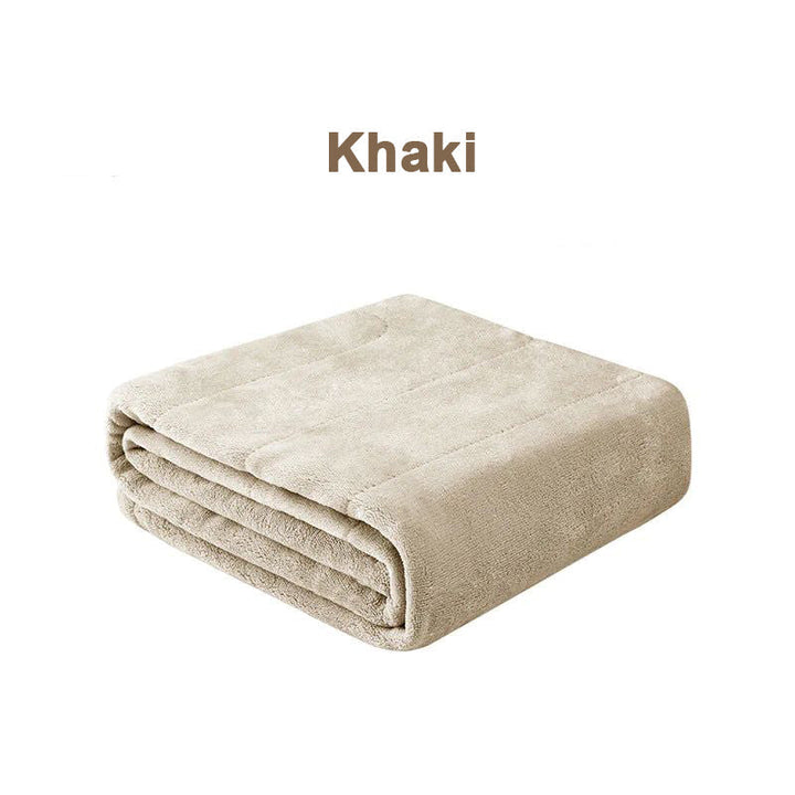 Electrically heated flannel blanket with USB charging