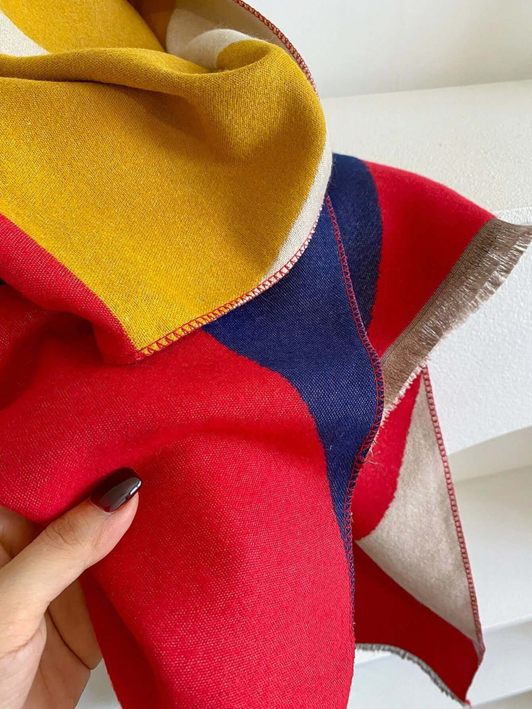 Reversible Winter Scarf for Women – Two Looks, One Soft Wrap