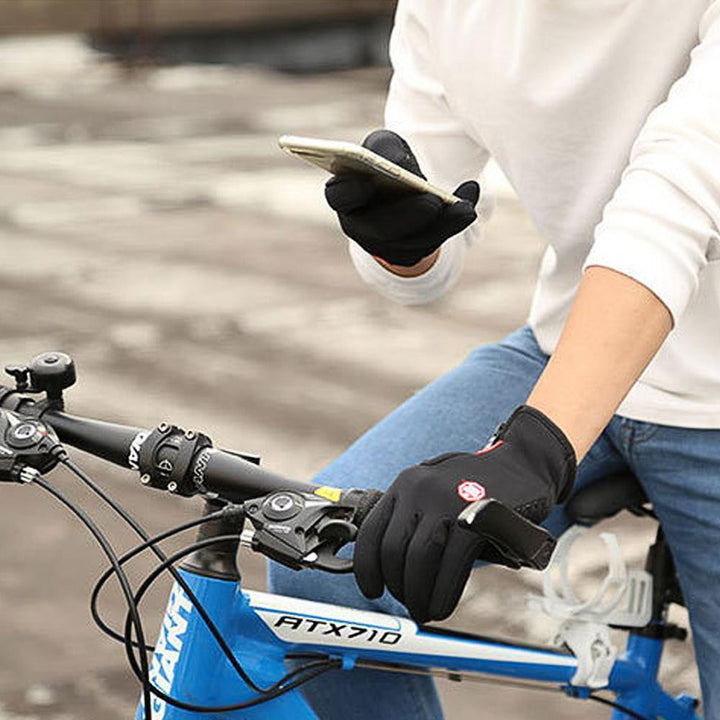 Waterproof Thermal Gloves with 3 Touchscreen Fingers
