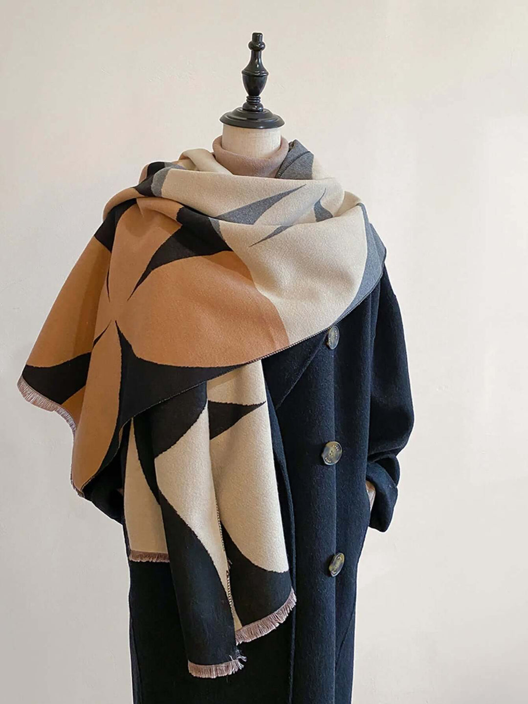 Reversible Winter Scarf for Women – Two Looks, One Soft Wrap