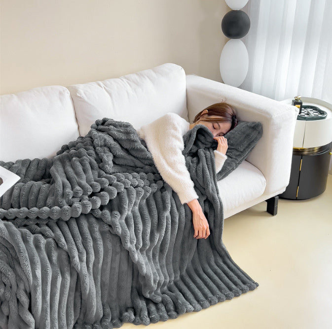 WarmHug Blanket - Ultimate Coziness for Cold Winter Evenings
