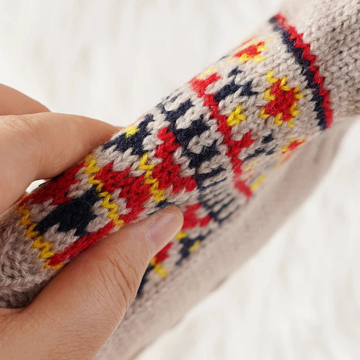 Plushley™ Snowflake Pattern Fleece-Lined Socks with Non-Slip Grips