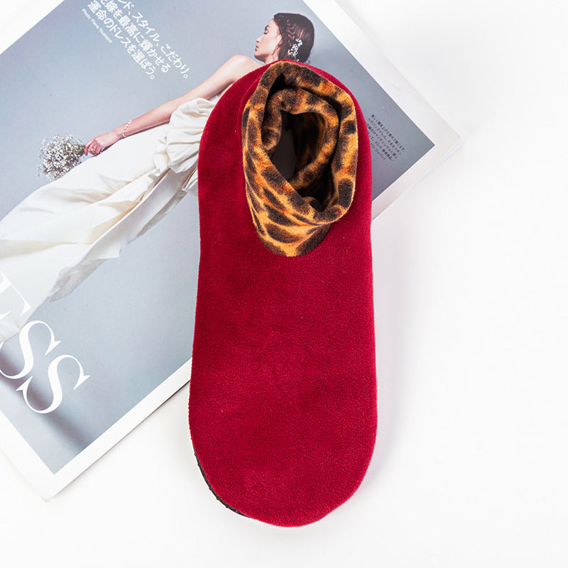 Non-Slip Thermal Socks with Silicone Grips for Indoor Wear