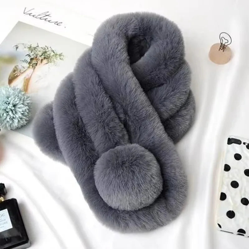 Plush Faux Fur Loop Scarf for Soft, Cozy Winter Warmth