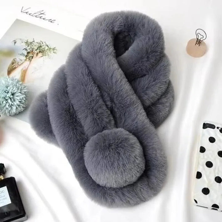 Plush Faux Fur Loop Scarf for Soft, Cozy Winter Warmth