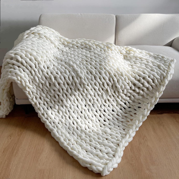 Chunky Knit Handmade Weighted Throw – Ultra-Cozy &amp; Stylish Blanket