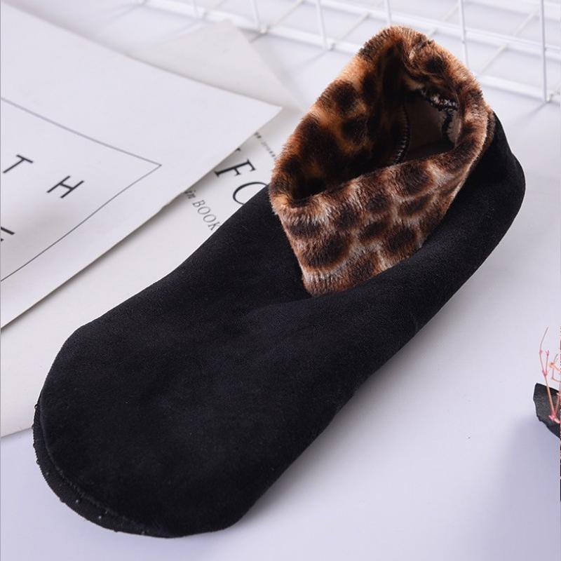 Non-Slip Cotton Grip Socks with Silicone Sole