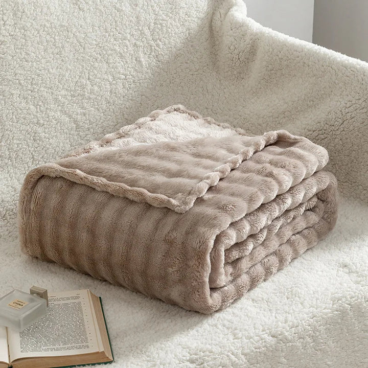 3D Bubble Plush Blanket with Cloud-Soft Raised Texture