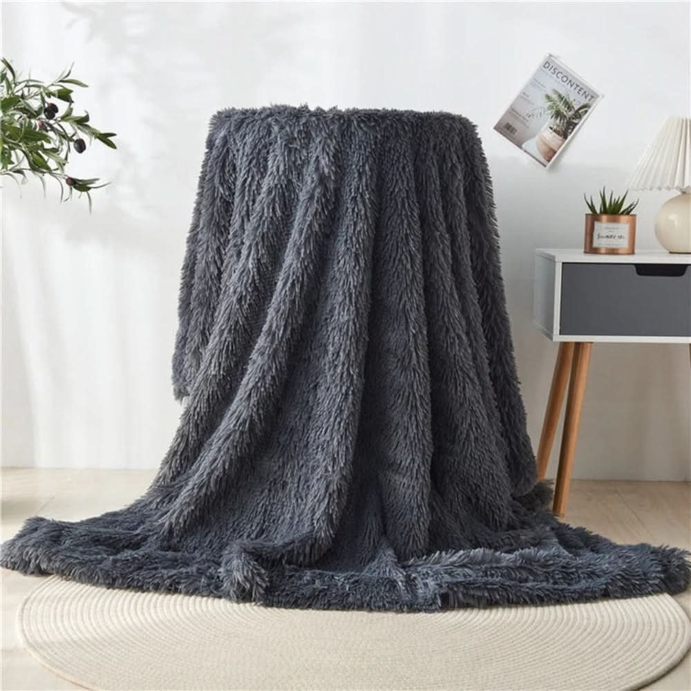 Silky Faux Fur Throw Blanket with Velvety Soft Warmth