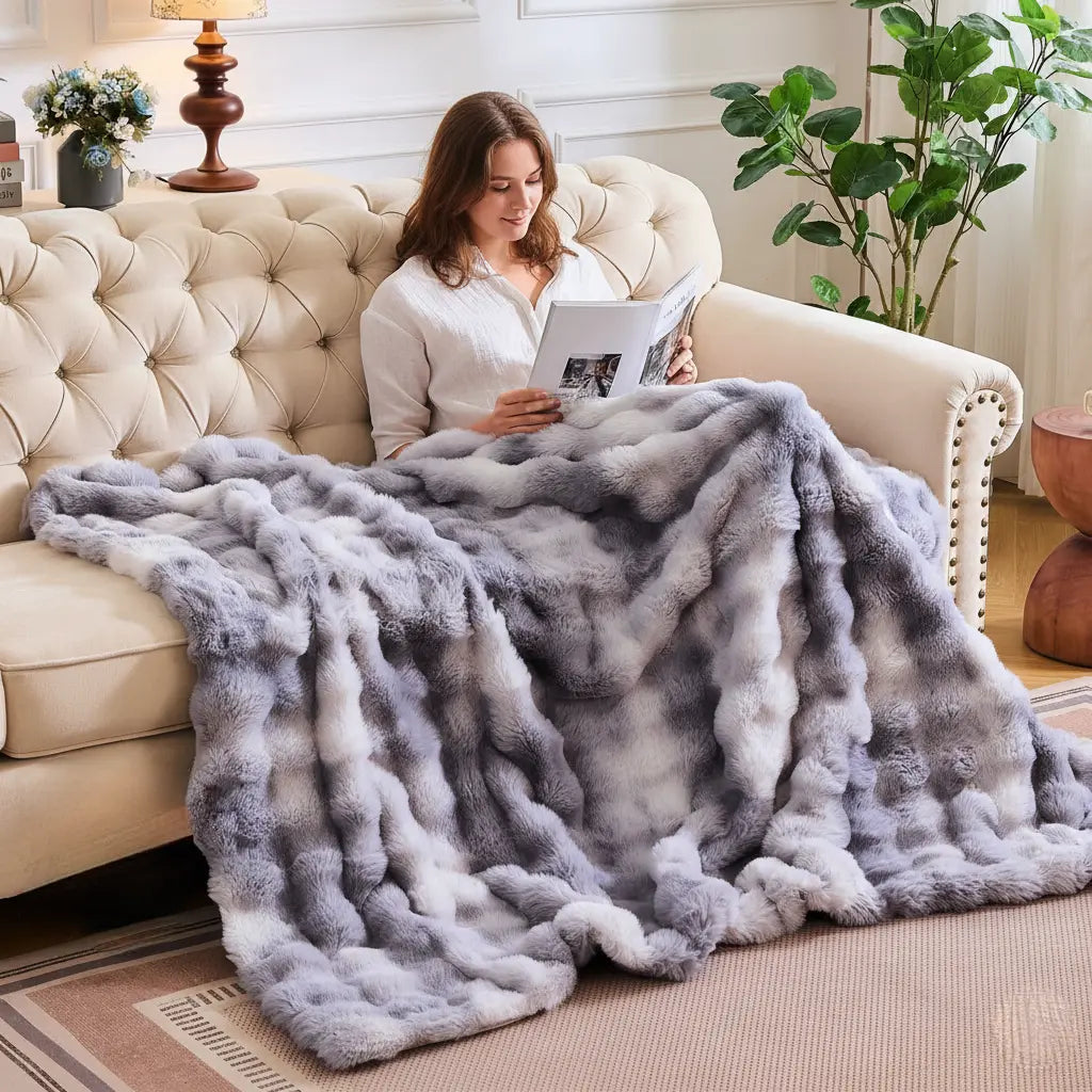 Reversible Faux Rabbit Fur Throw Blanket with Velvet Back