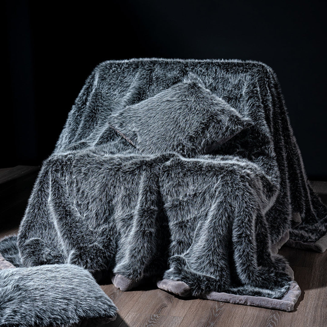 Luxurious Faux Fur Throw Blanket 1787118668