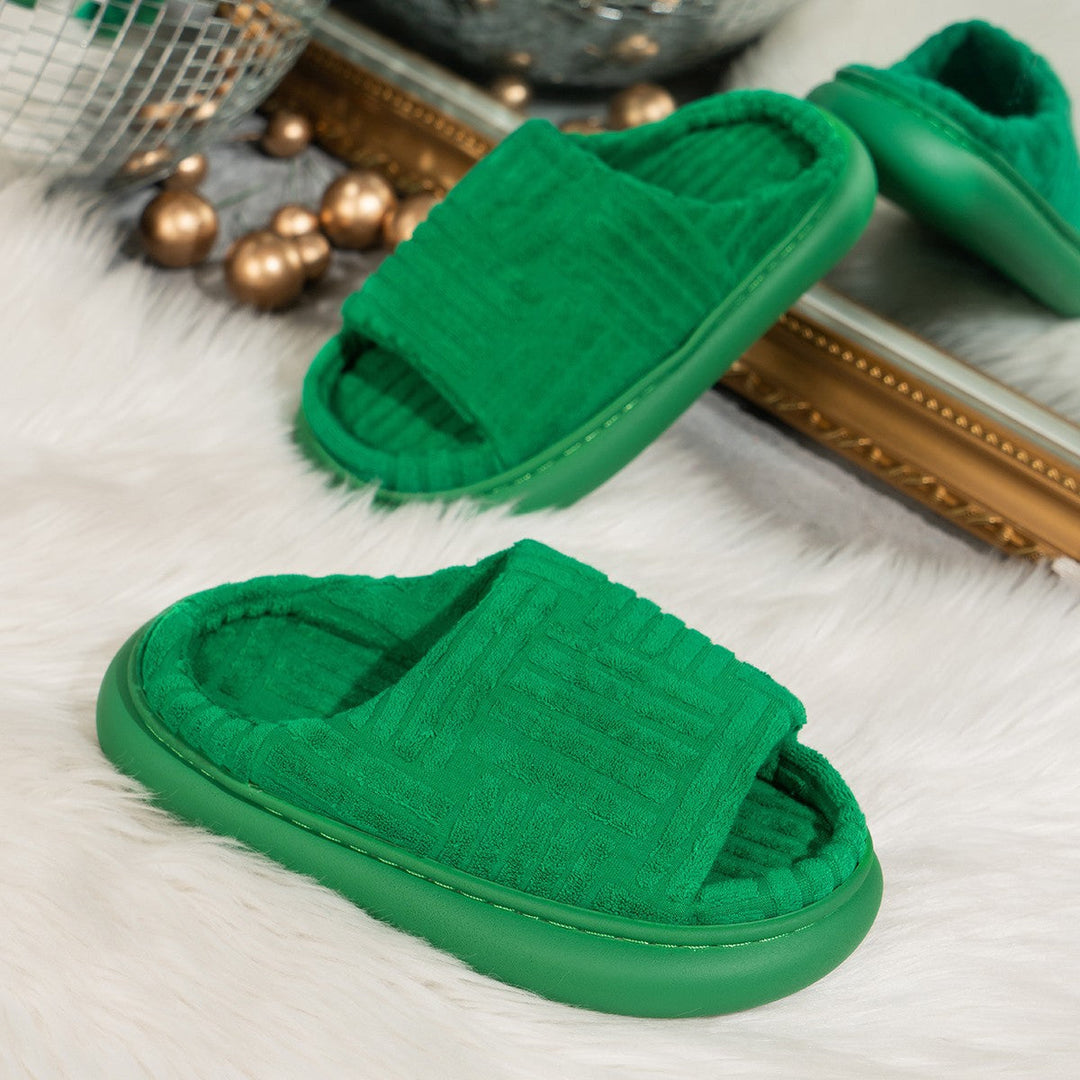 Fluffy Slippers with Padded Insole and Non-Slip Rubber Sole