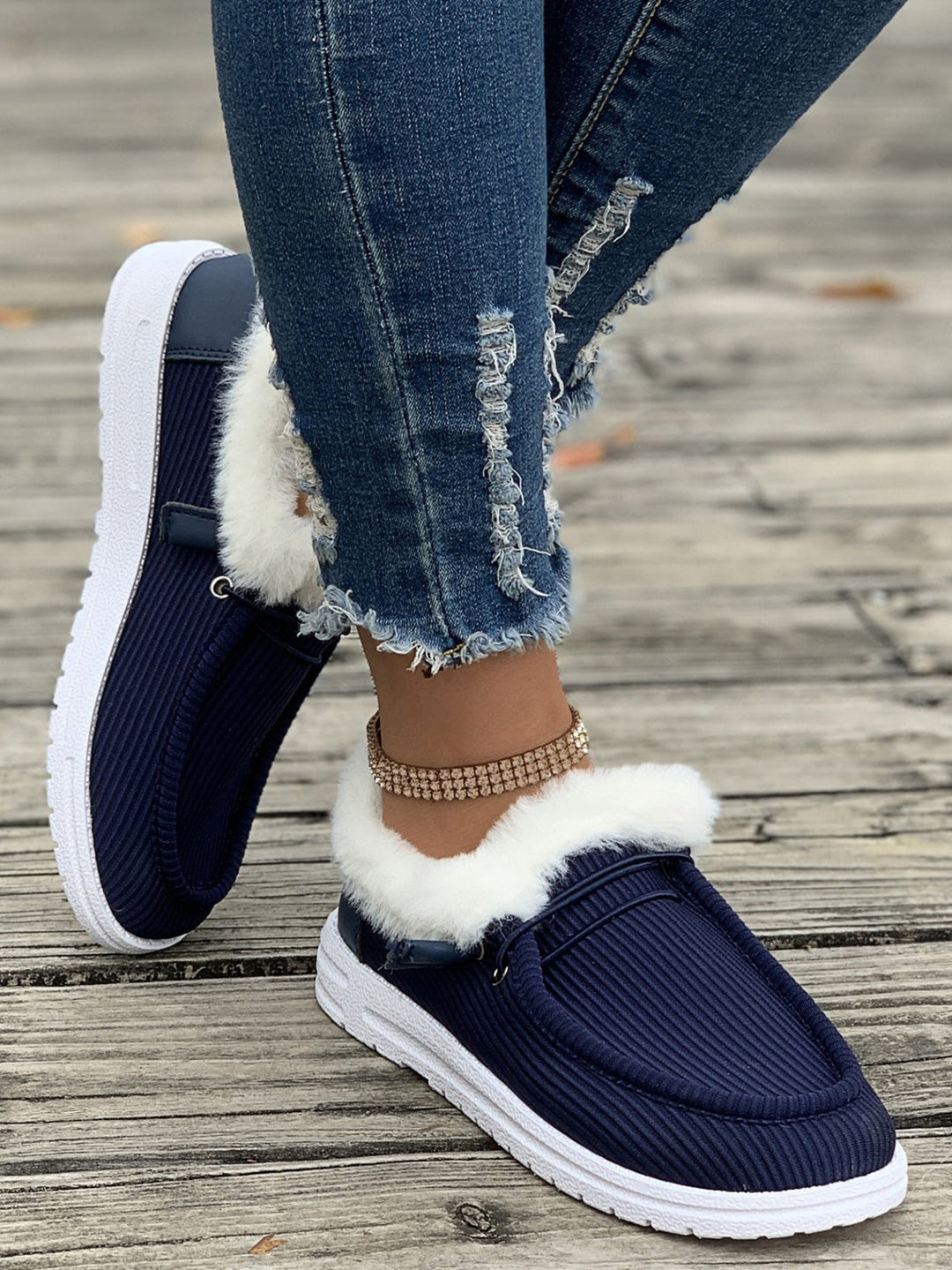 Fluffy Slip-On Slippers with Soft Warm Lining and Grip Sole