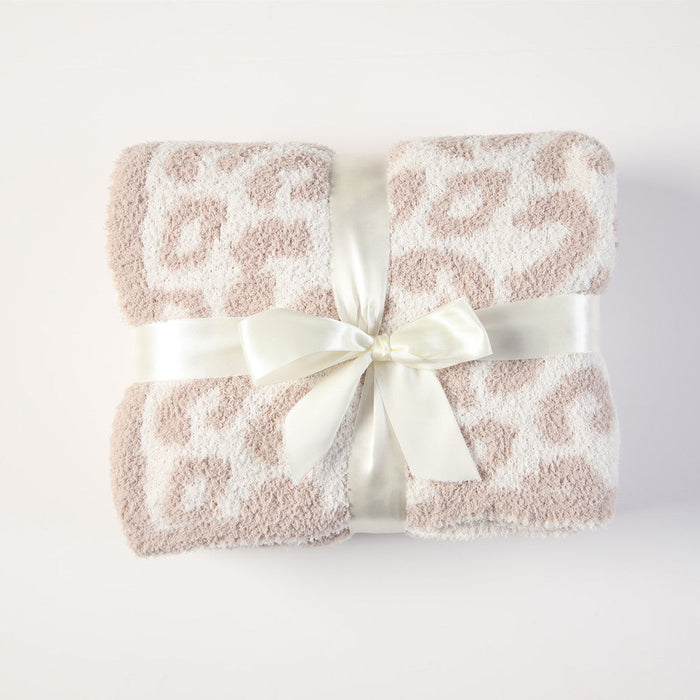 Plushley™ Leopard Print Plush Throw Blanket, Soft Animal Print for Couch