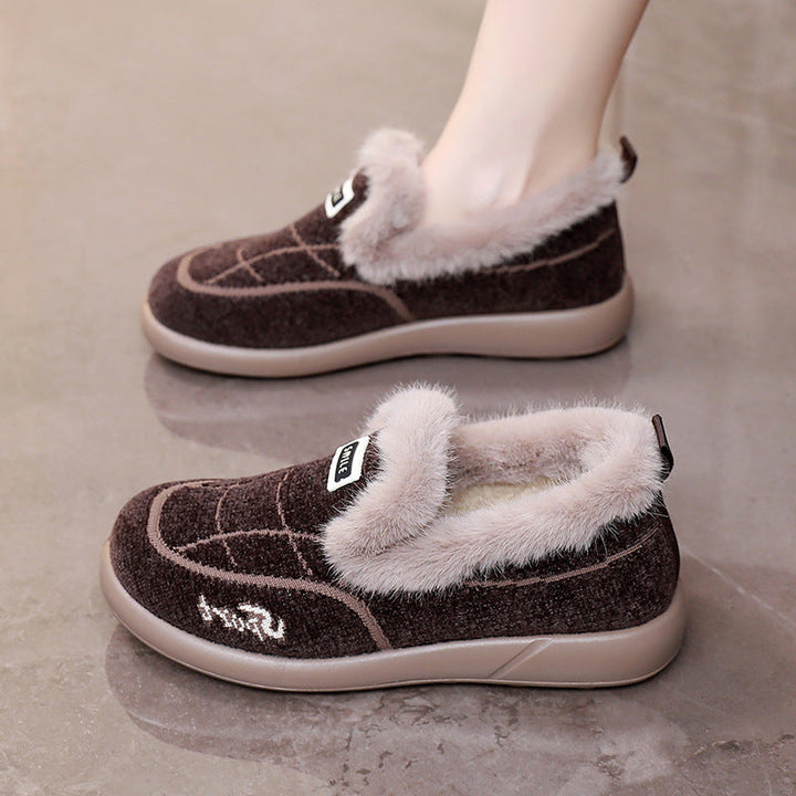 Fleece-Lined House Slippers with Breathable Textile Upper