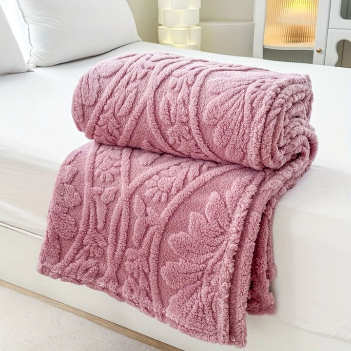 Geometric Jacquard Fleece Throw – Soft Microfiber in Four Sizes
