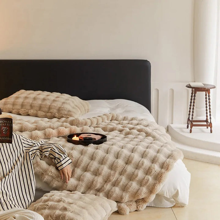 Plush Comfort Blanket for Relaxation &amp; Travel