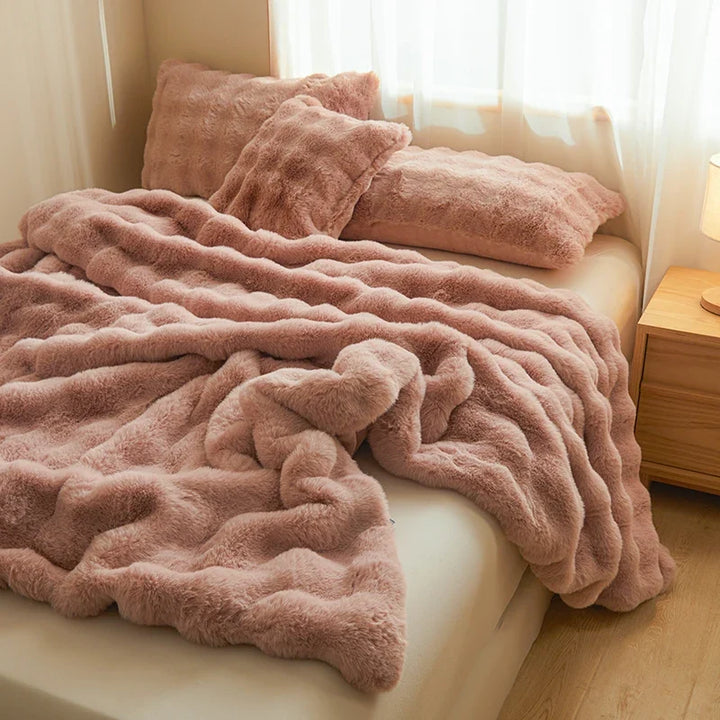 Ultra-Soft Faux Fur Blanket, Thick and Velvety for Cold Days
