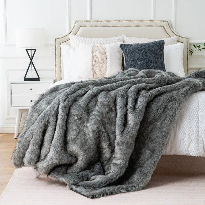 Premium Dense Plush Throw Blanket for Cozy Evenings