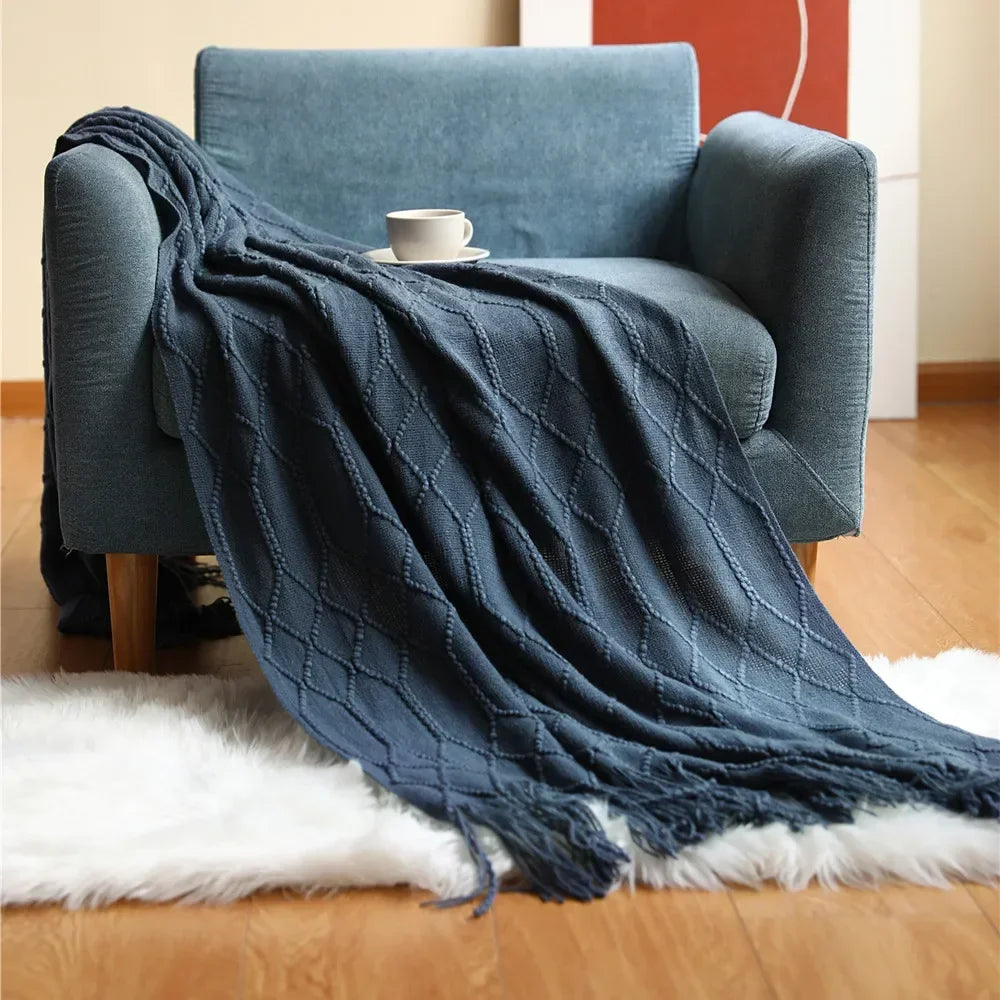 Nordic Style Thick Knitted Blanket