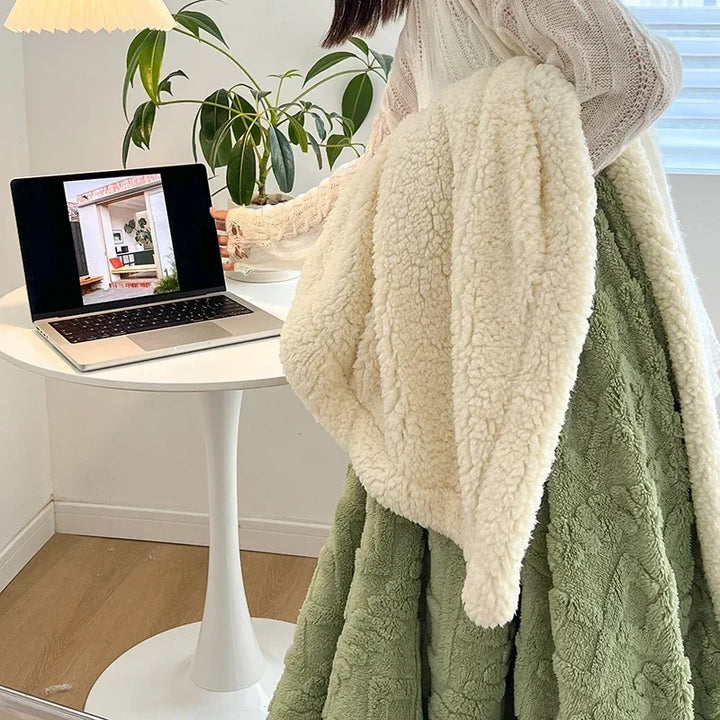 Reversible Sherpa Fleece Blanket, Warm but Lightweight