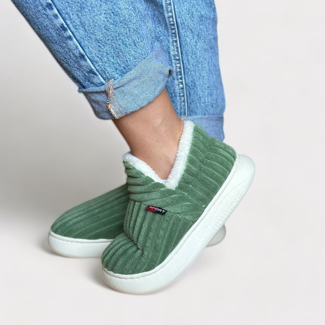 Thick-Sole Fleece Slippers for Men and Women, Non-Slip Grip