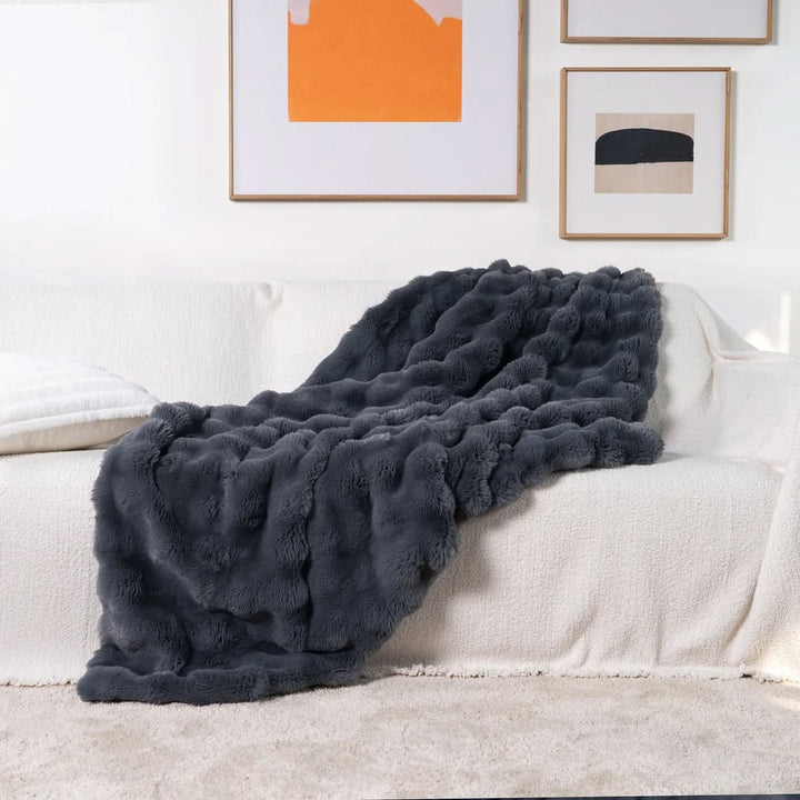 Ultra-Soft Double-Layer Faux Fur Throw for Year-Round Comfort