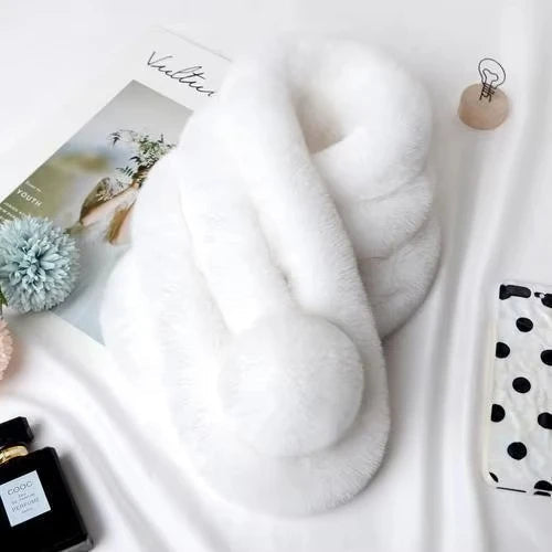Plush Faux Fur Loop Scarf for Soft, Cozy Winter Warmth
