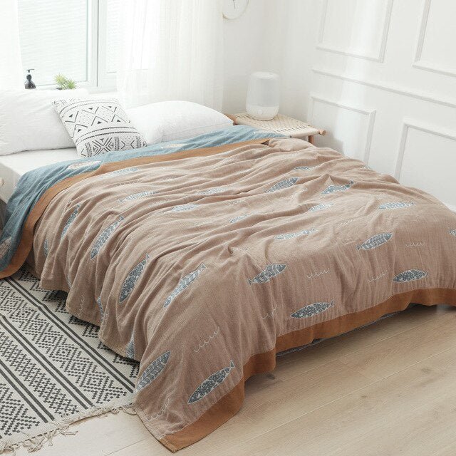 Soft Japanese Cotton Throw Blanket with Anti-Pilling Finish