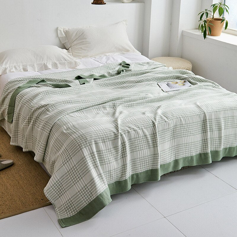 Soft Japanese Cotton Throw Blanket with Anti-Pilling Finish