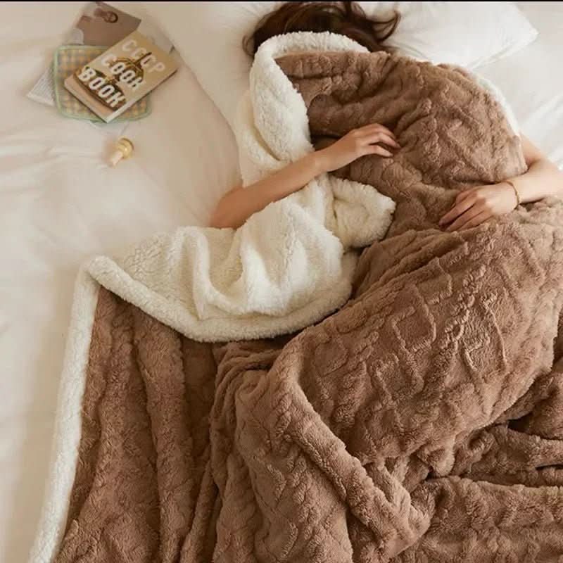 Reversible Winter Blanket, Warm and Modern Two-Sided Throw