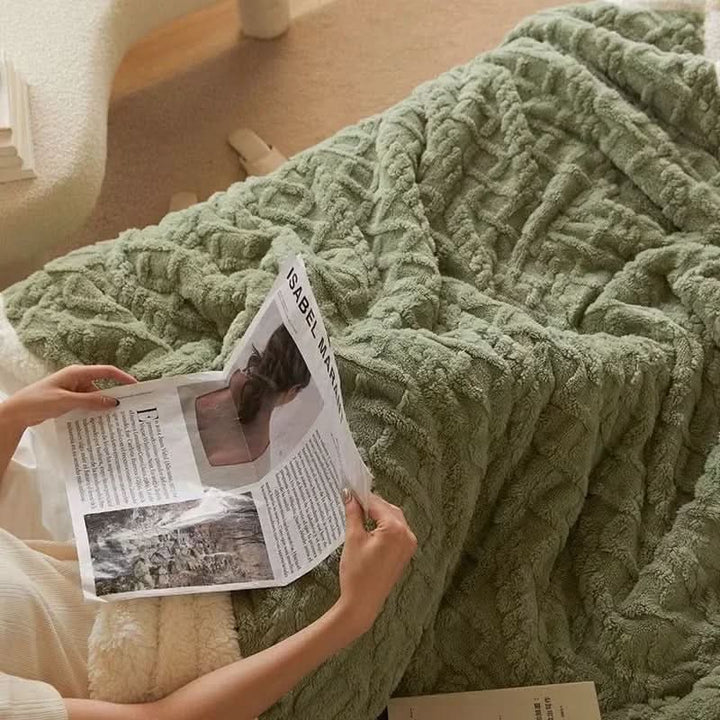 Reversible Winter Blanket, Warm and Modern Two-Sided Throw