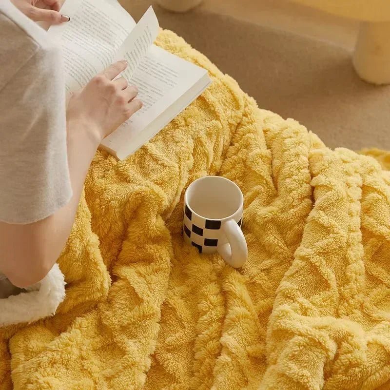 SHEARCOZY – Ultra-Warm Lambswool Blanket for Winter Comfort