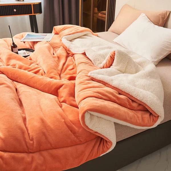 Plush Fleece Throw Blanket – Velvety Soft in 10 Colors