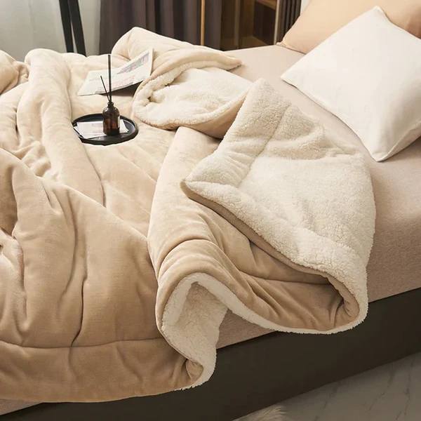 Plush Fleece Throw Blanket – Velvety Soft in 10 Colors